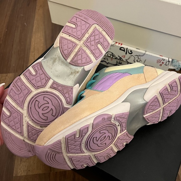 Chanel Sneakers!! - Picture 11 of 12